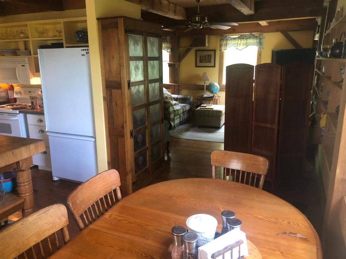 Yellow Barn Estate Freeville ภายนอก รูปภาพ